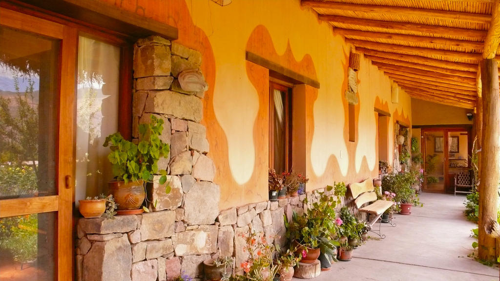 Solar Del Tropico Villa Huacalera Ruang foto